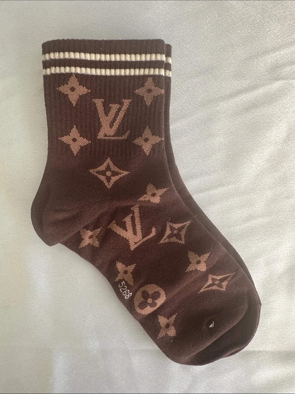 New! Luxury Louis Vuitton Monogram Brown Men's Crew Socks